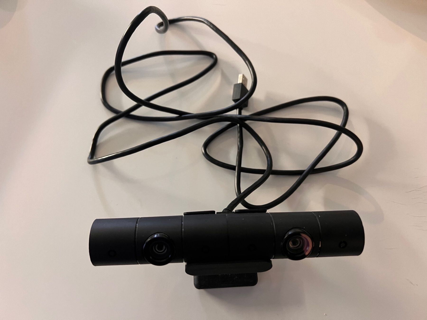 Sony Console: PS4 Pro mit VR Brille, Camera, 2 Controller, Aim Controller – Usato da Meilen venduto da remitrom 3