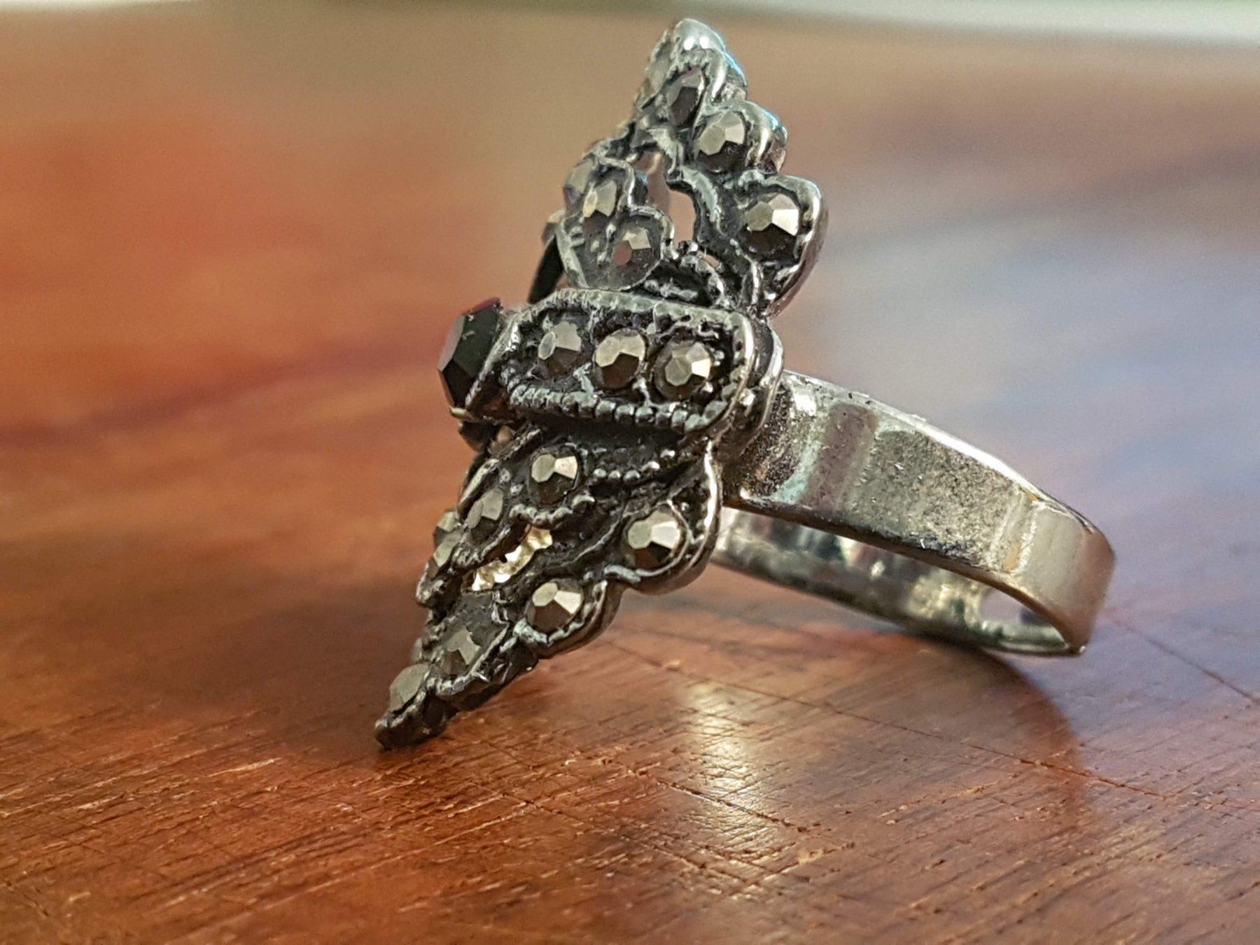 Anelli: Ring Mittelalter medieval, facettiert verstellbar, silberf. – Usato da Ettingen venduto da Maranathatalitha 1