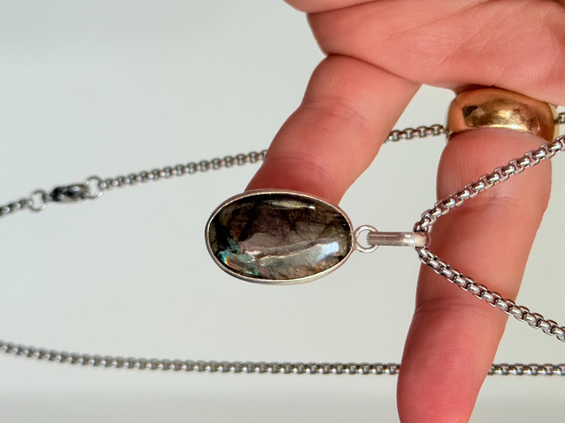 Catenine: Fashionable labradorite necklace – Nuovo e nell'imballaggio originale da Genève venduto da AGBERG 4