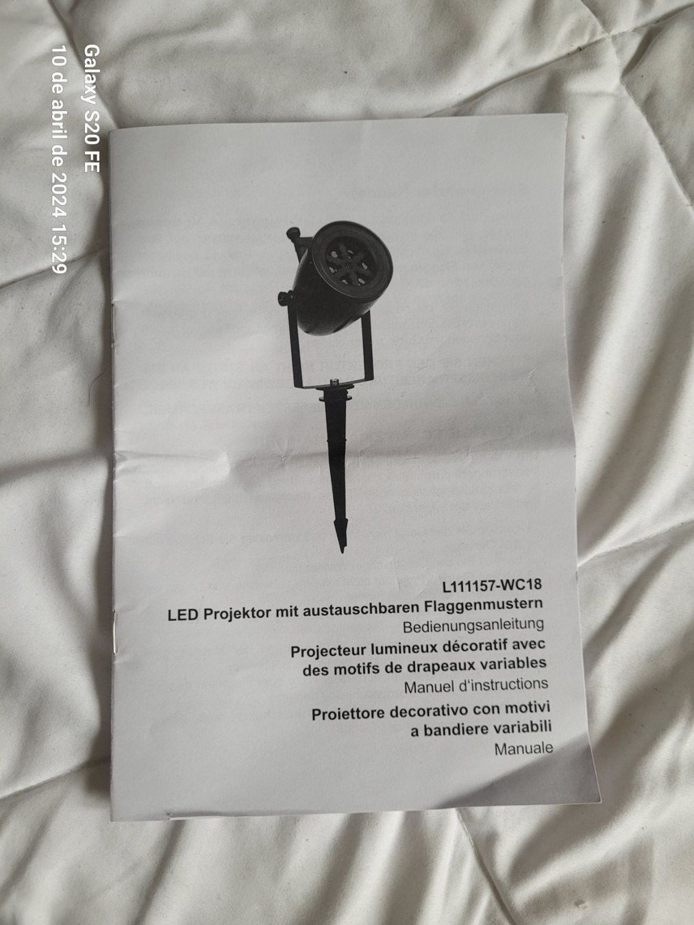 Videoprojektoren: Projecteur LED - 10 Drapeaux - Neuve – Neu und originalverpackt aus Romont FR von moto41 1