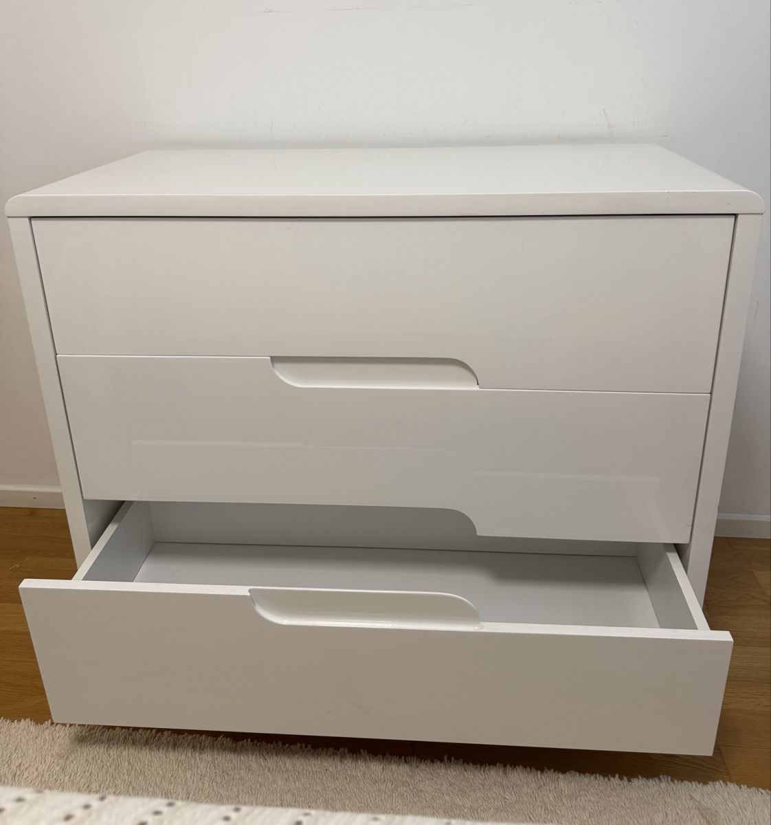Kommoden: Kommode Weiss Hochglanz 100 cm | 3 Schubladen – Gebraucht aus Kaiseraugst von MedinaSecondhand 1