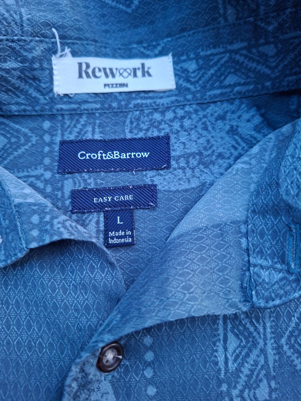 Blusen: Croft & Barrow cropped-Hemd Grösse L blau – Gebraucht aus Bäriswil BE von Rezz