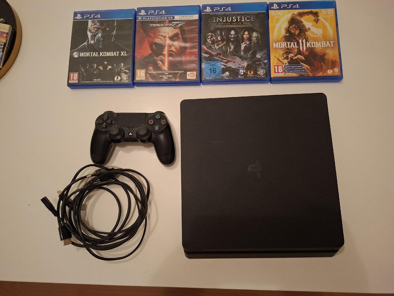 Sony Console: ps4 – Usato da Arbon venduto da woj_765s