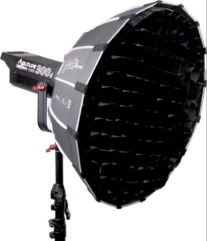 Laboratorio & Camera oscura: Aputure Light Dome Mini II Softbox Top Zustand – Usato da Niederweningen venduto da joc_7mpj 6