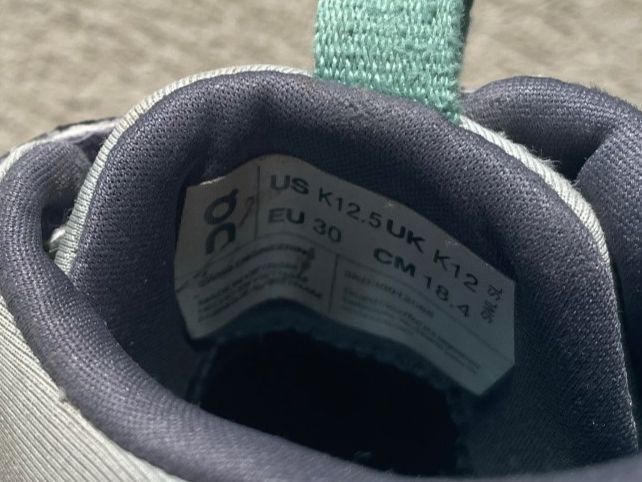 On Scarpe per ragazzi: On Cloudhero Mid Waterproof (Grösse 30) – Usato da Zürich venduto da papillon8000 5