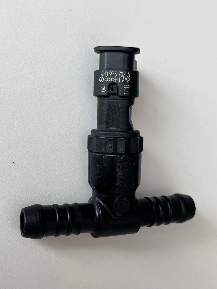 Volkswagen Tutti pezzi di ricambio auto: Original Kraftstofftemperatursensor VAG – Usato da Tafers venduto da TRTBG
