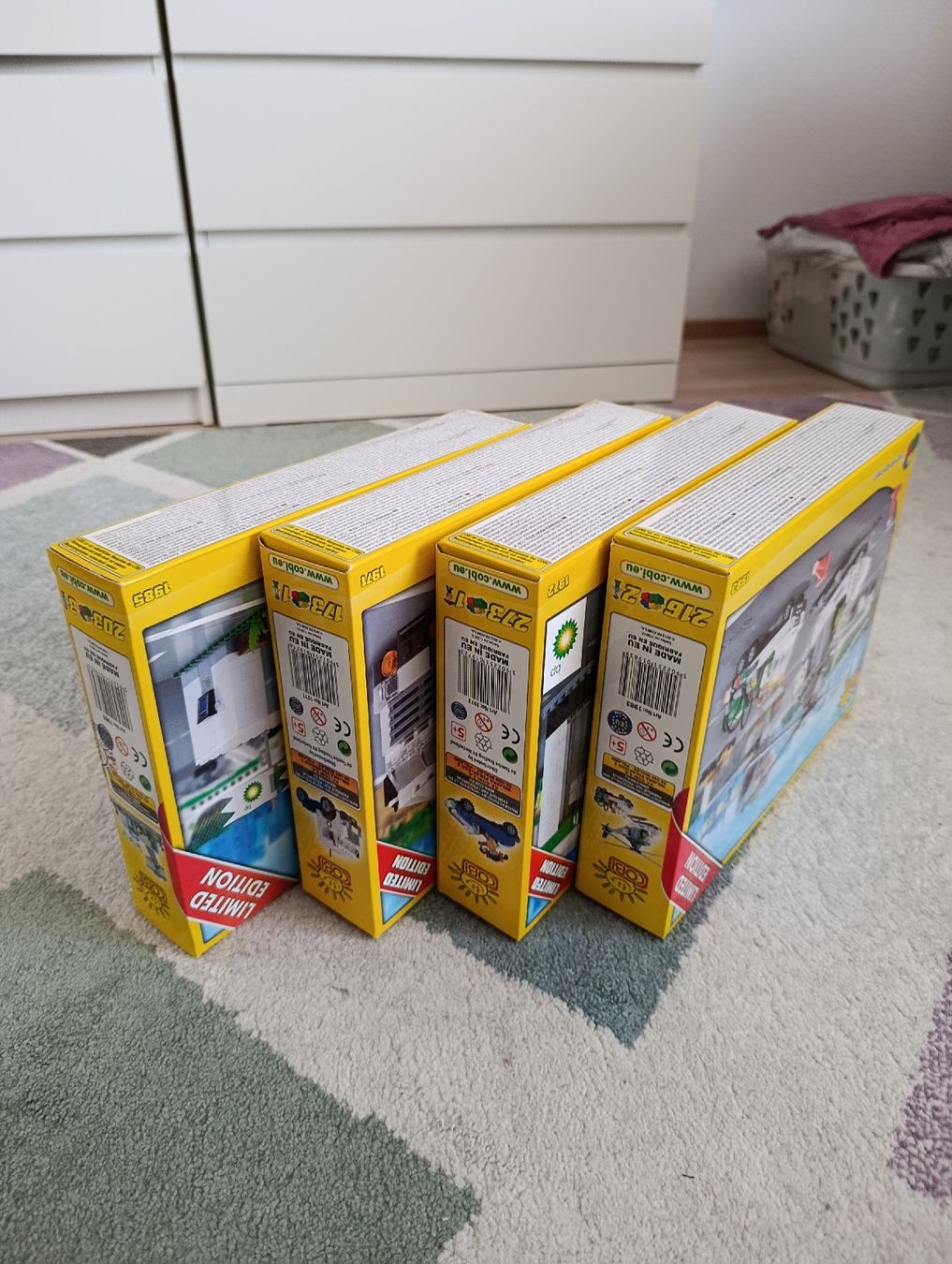 Cobi Kit di costruzioni: 4 x COBI Limited Edition Sets, neu – Nuovo e nell'imballaggio originale da Wil SG venduto da Donaldus 3