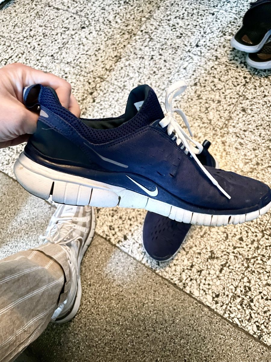 Nike Scarpe da uomo: Nike Frees Grösse 42.5 – Usato da Bern venduto da VincentCassel 1
