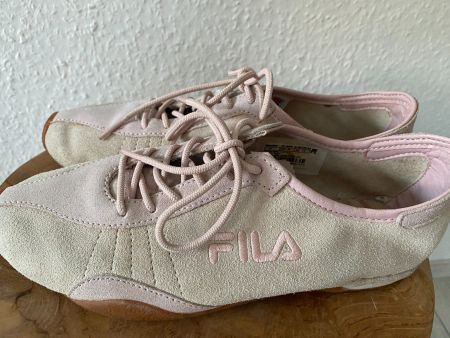 Original FILA Voll Lederschuh Sneaker, in Gr. US 7, EU 38