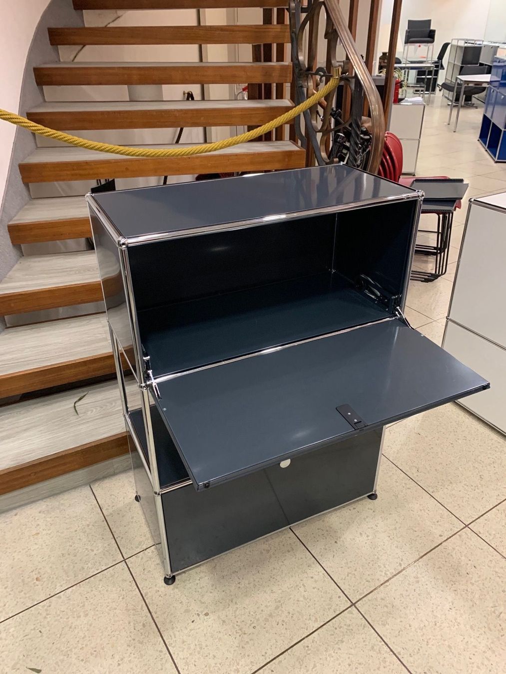 USM Cassettiere: Usm Highboard Lieferung gratis – Usato da Thun venduto da Thuno6 2
