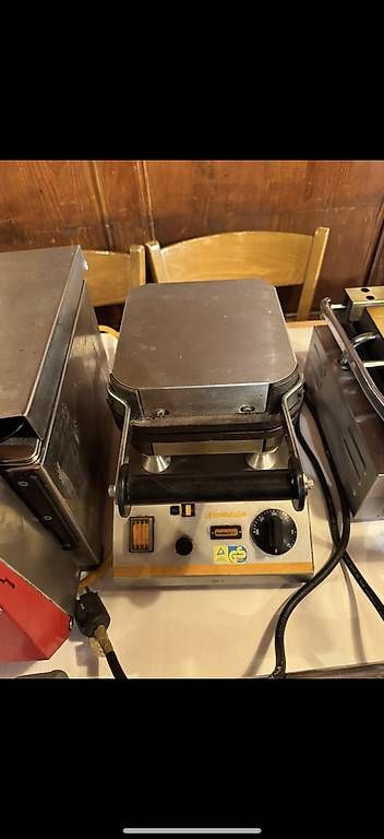 Elettrodomestici da cucina: Waffeleisen – Usato da Bern venduto da leo_n862
