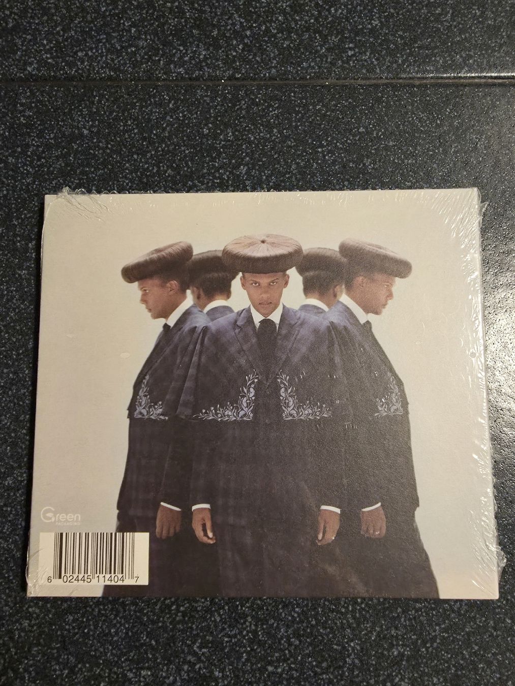 CD: Stromae - Multitude – Nuovo (secondo la descrizione) da Laufen venduto da eli_bd6v 1