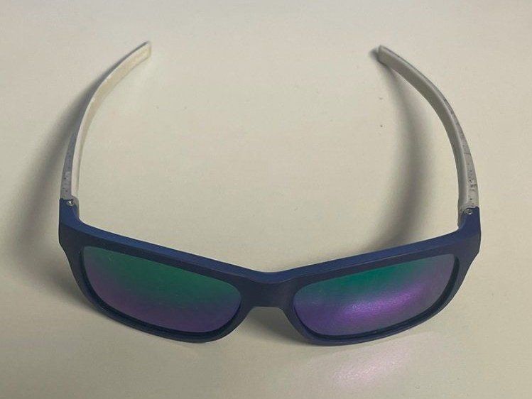 Brillen & Gläser: Sonnenbrille für Kinder – Gebraucht aus Sachseln von Quaker0 1