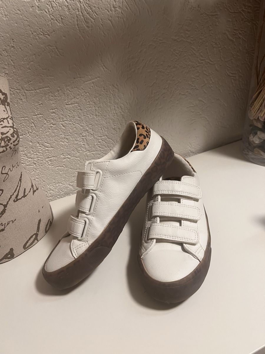 Schuhe für Mädchen: Baskets blanches enfant pointure 35 neuves – Neu (gemäss Beschreibung) aus La Chaux-de-Fonds von Sabinchenn 4