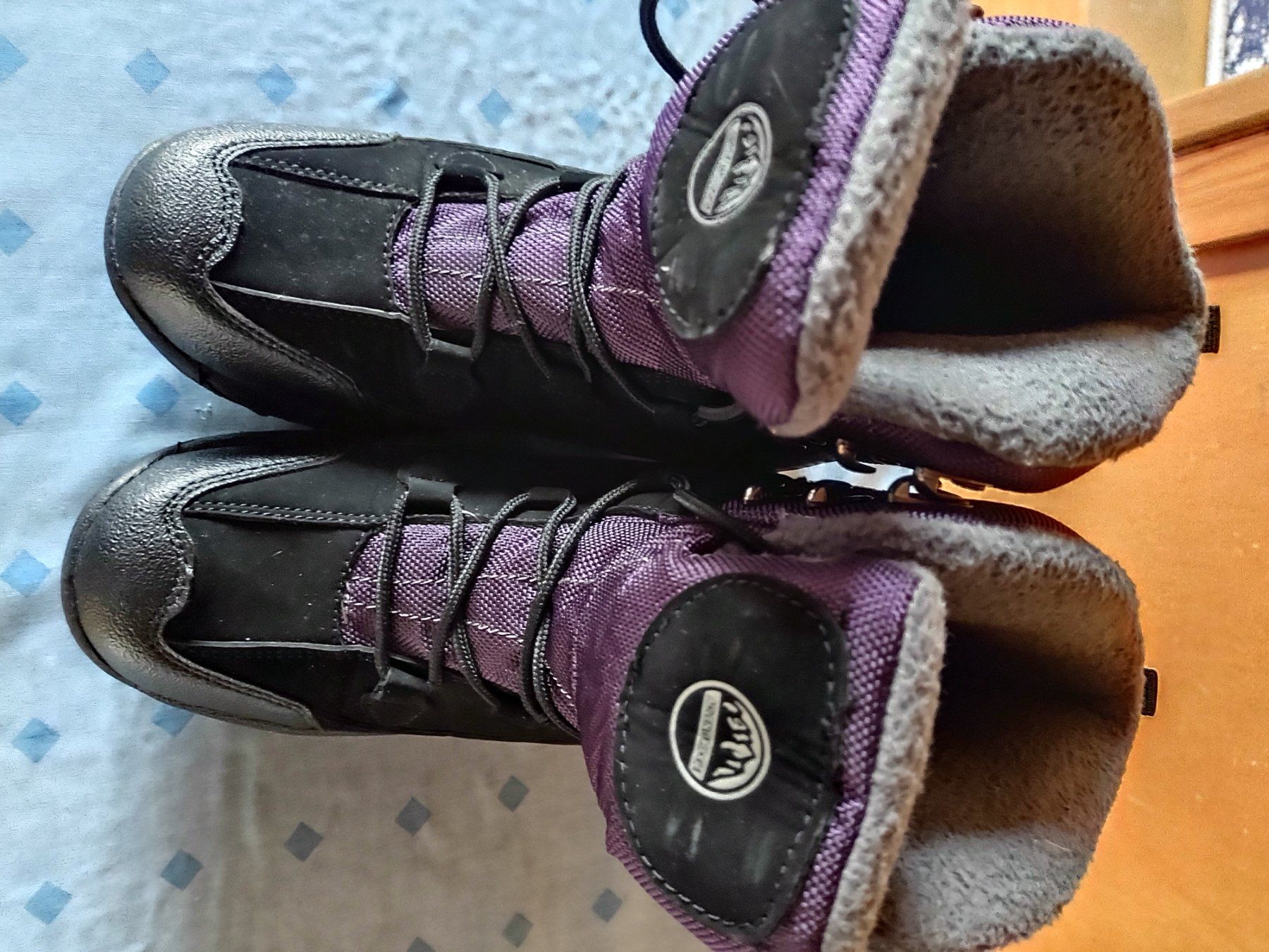 Damenschuhe: Warme Winterstiefel Gr. 37 Top Zustand. – Neu (gemäss Beschreibung) aus Montlingen von Nikita-Sidney 2