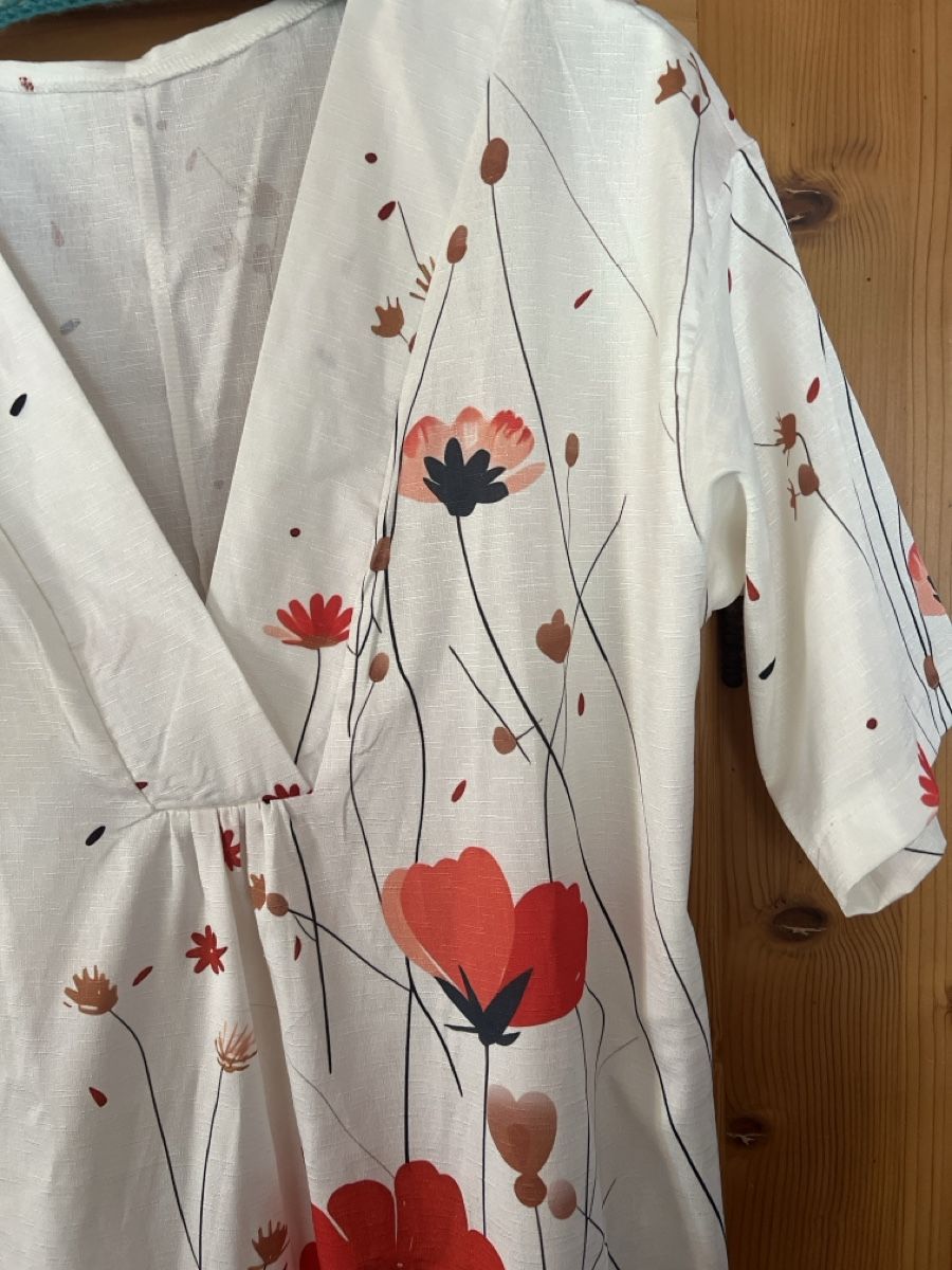 Robes: mega süsses Mohnblumenkleid 42 – D'occasion à Bonaduz par Malves10 1