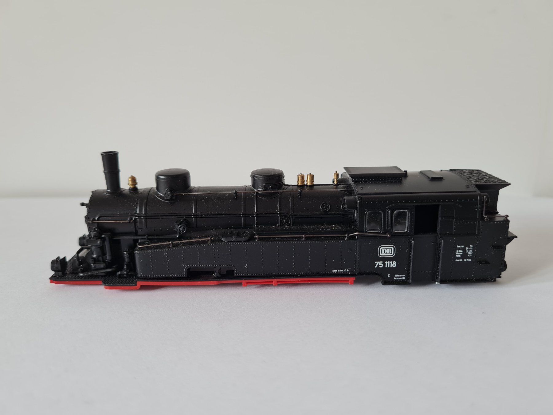 Liliput Modellini di ferrovie: Liliput Austria H0 - Gehäuse BR 75 1118 – Usato da Zollikofen venduto da Trina02