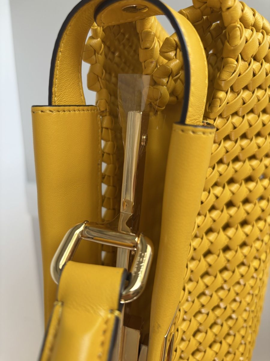 Fendi Taschen für Damen: Fendi Peekaboo woven leather handbag in MEDIUM – Neu (gemäss Beschreibung) aus Uster von dan_n69f 4
