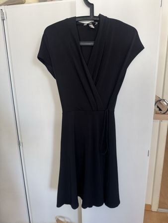 Elegantes Sommerkleid