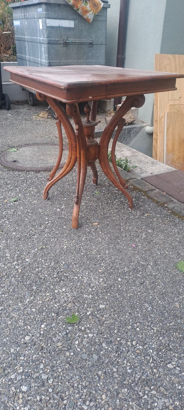 Tavoli: Salontisch – Usato da Wiedlisbach venduto da luzuzulu 1