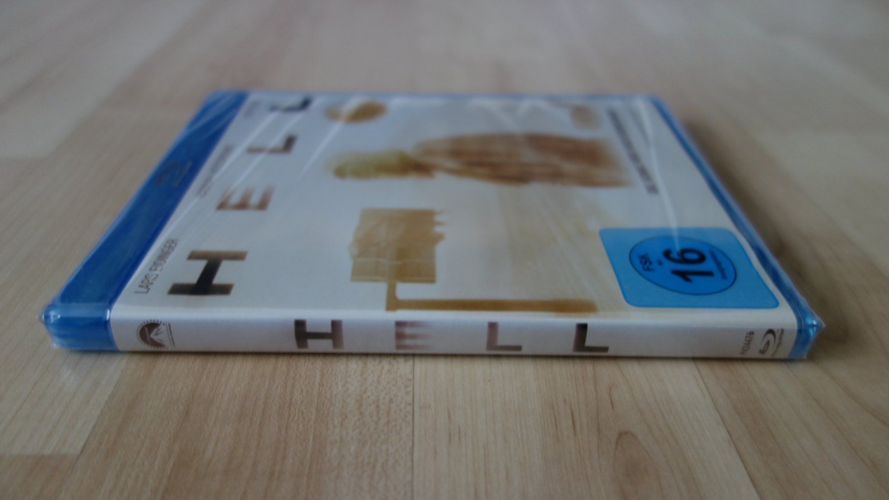 Tutti i DVDs: Hell, Blueray, neu – Nuovo e nell'imballaggio originale da Wil SG venduto da Donaldus 2