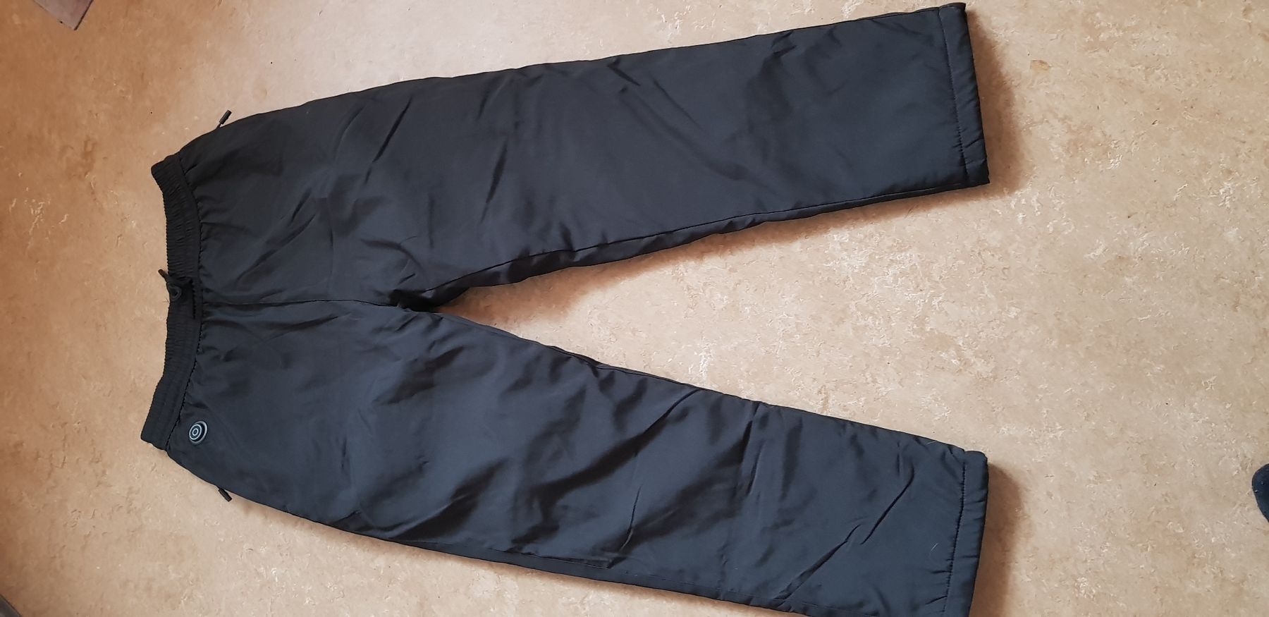 Pantaloni: Thermohose Grösse 2xl heizbar – Nuovo (secondo la descrizione) da Uznach venduto da Bilkev