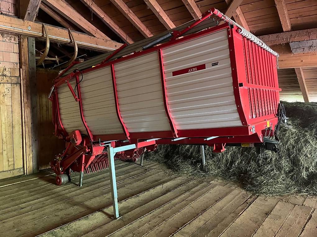 Tutte le macchine: Ladewagen GRUBER  – Usato da St. Stephan venduto da Aeg86