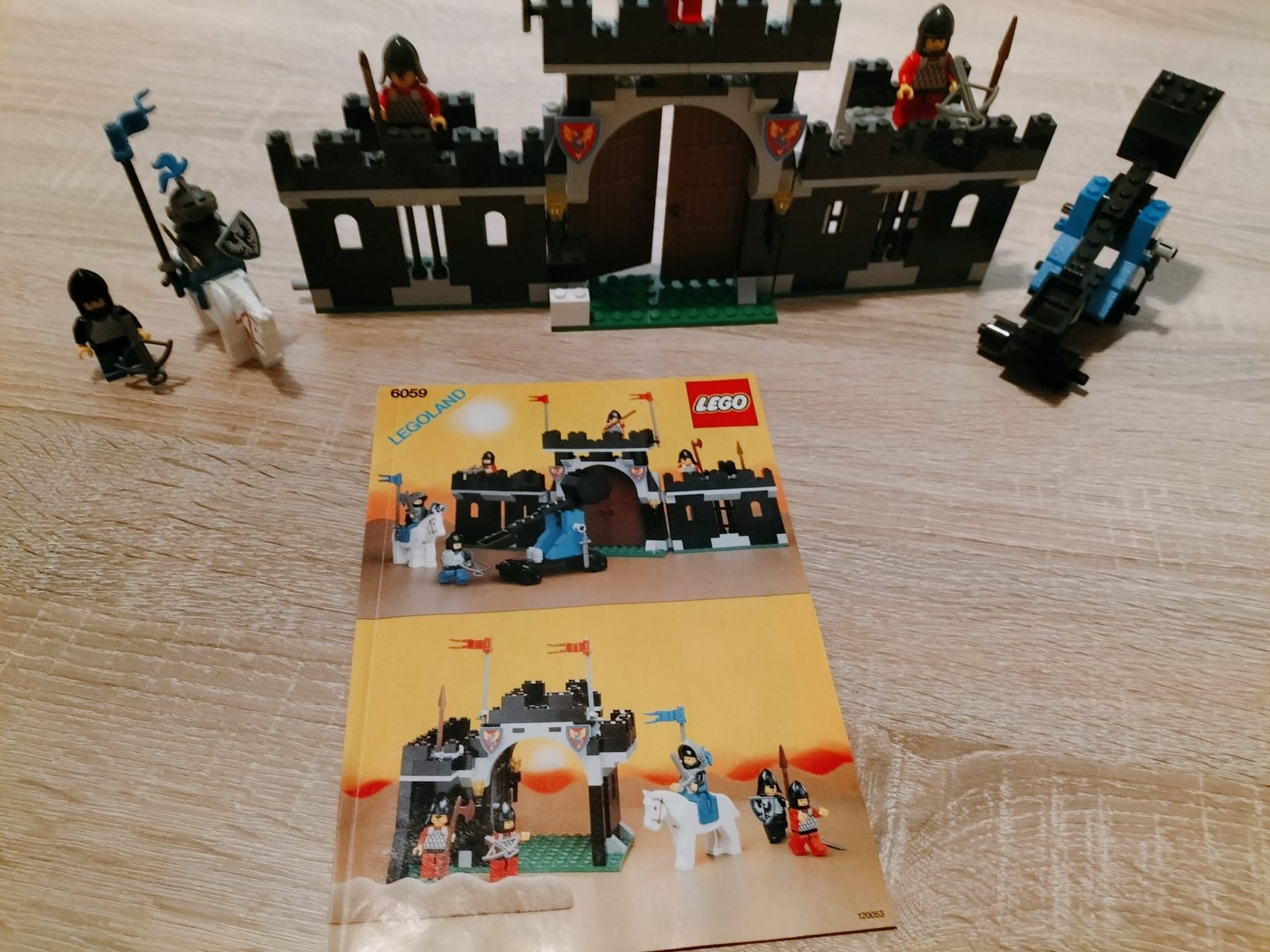 Lego Giocattoli: Lego Ritterburg – Usato da Langnau im Emmental venduto da Ramona910 3