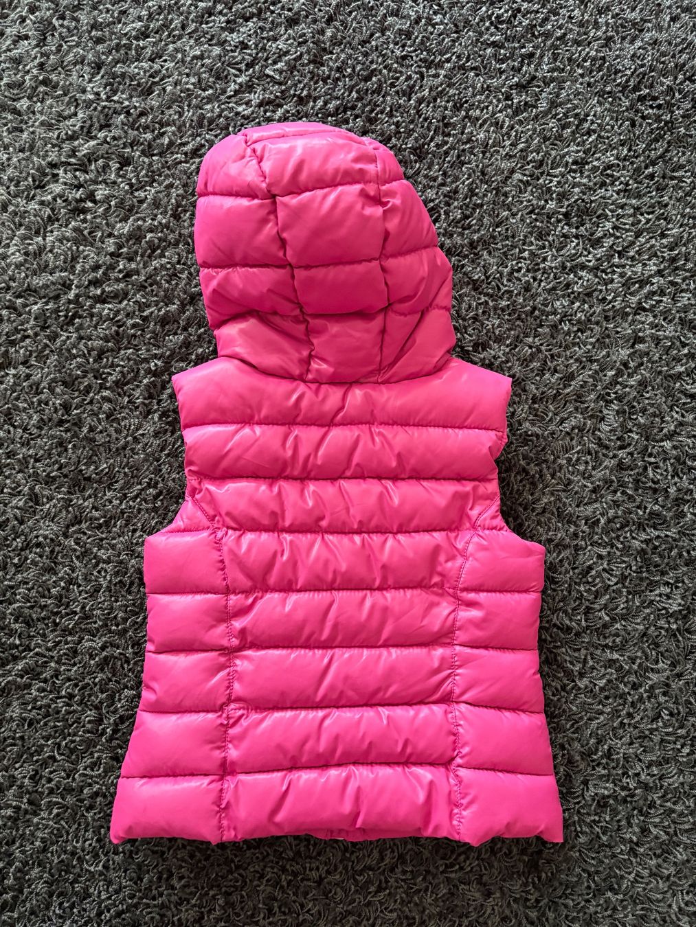 Benetton Altro abbigliamento per bambina: Weste mit Kapuze / Benetton / 100cm – Usato da Zürich venduto da jimmy_12 1