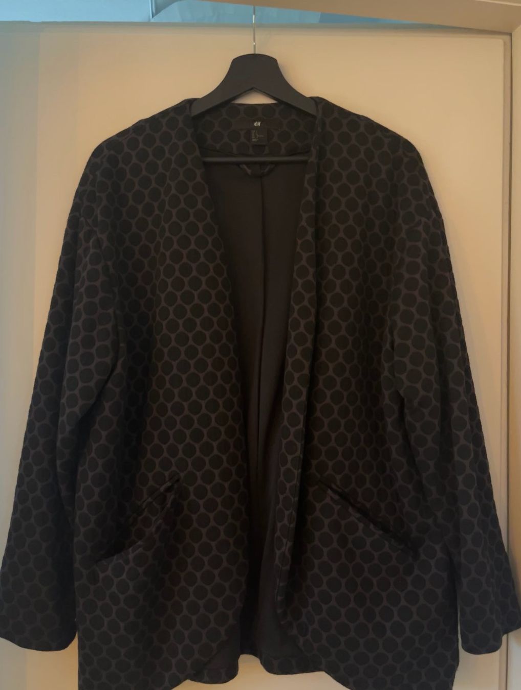 H&M Giacche: Polka dots blazer – Usato da Winterthur venduto da L.K.I.
