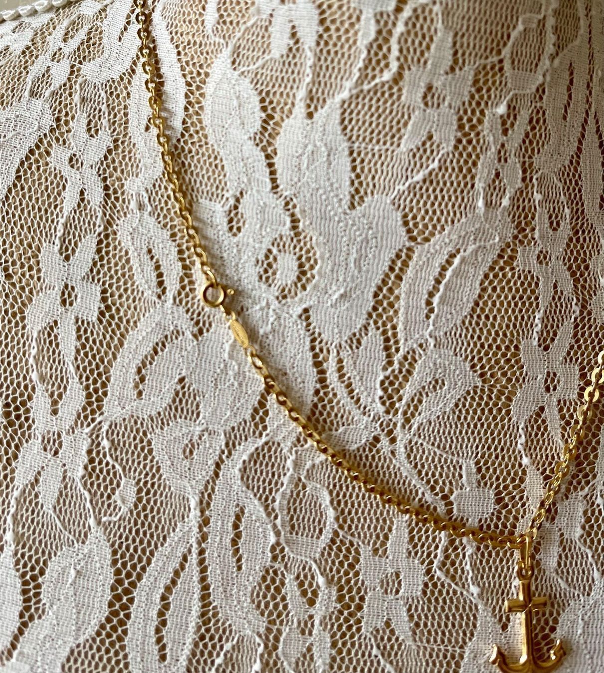Catenine: Collier en Or Jaune 18 ct et pendentif 10.3 gr – Usato da Genève venduto da Annilu 1