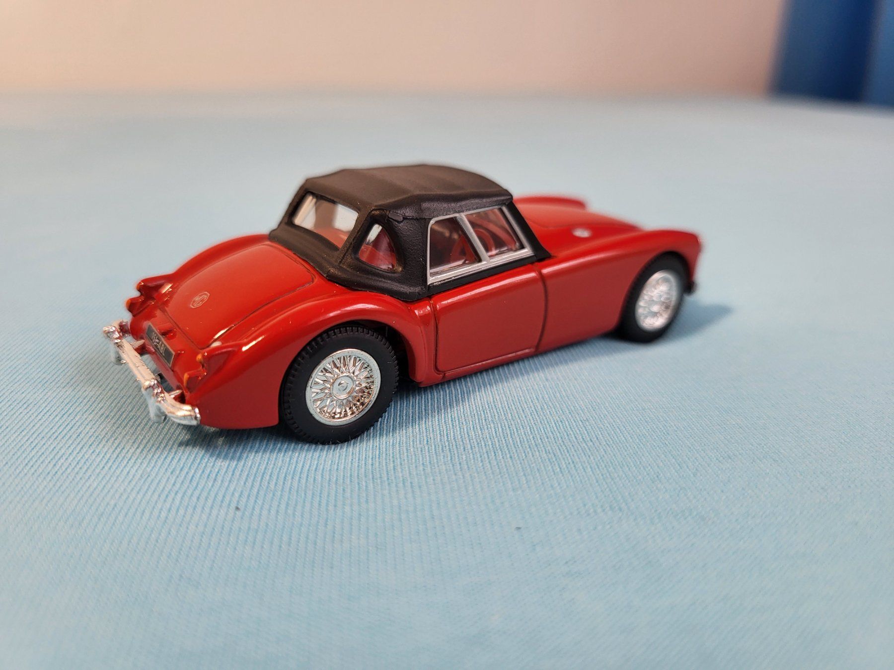 MG Voitures modèles: MG A Mk I mit Soft Top – Neuf (Voir description) à Glattbrugg par PhilKrill 7