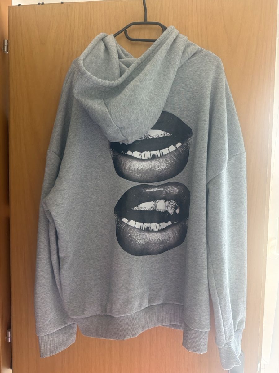 Shein Pulls & Sweat-shirts: sweat shein  – Neuf (Voir description) à Sion par tatiana.1508 1