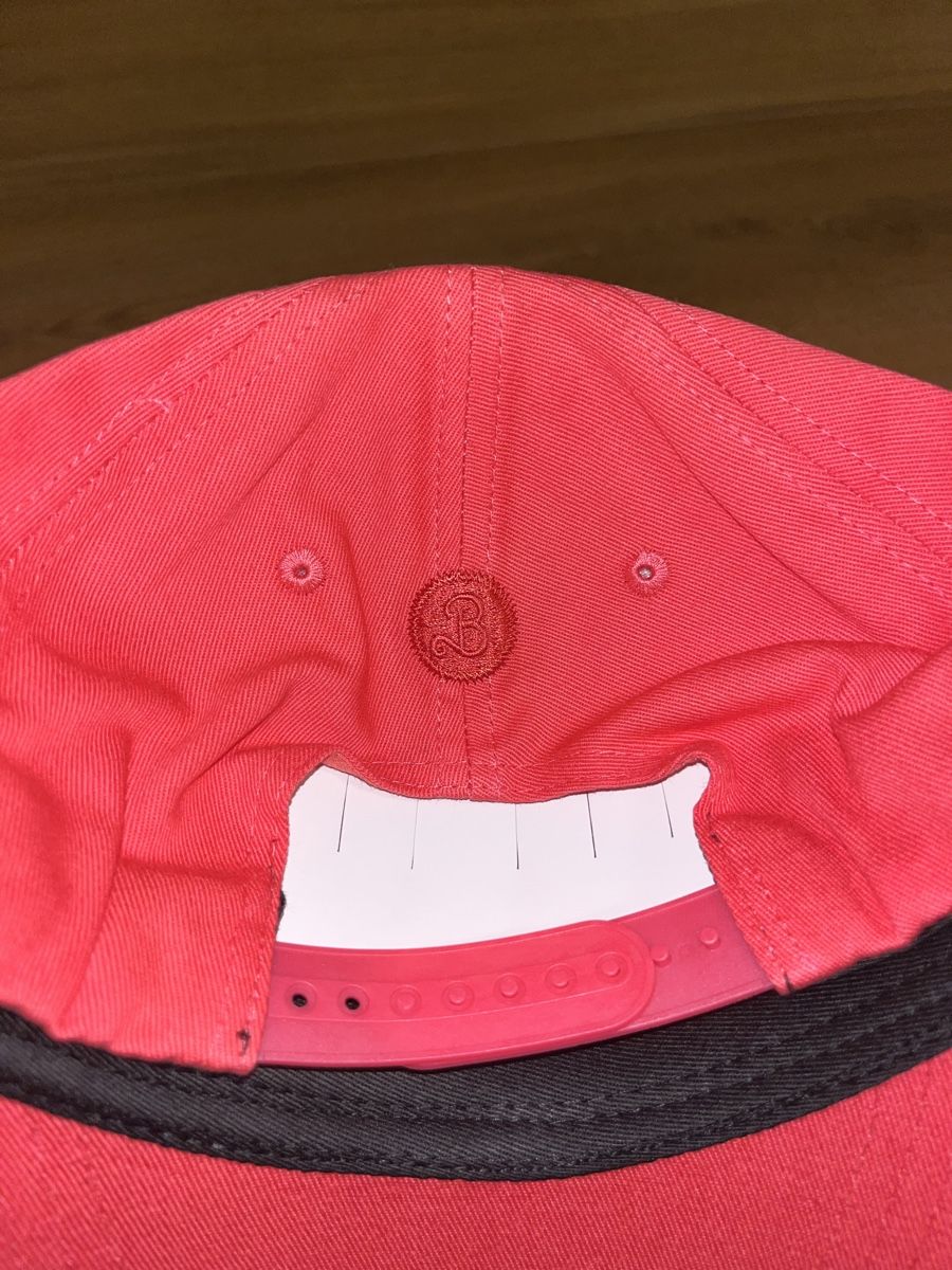 Altro in  Abbigliamento & Accessori: Billie eilish cap rosa – Nuovo e nell'imballaggio originale da Freienstein venduto da moloxy 1