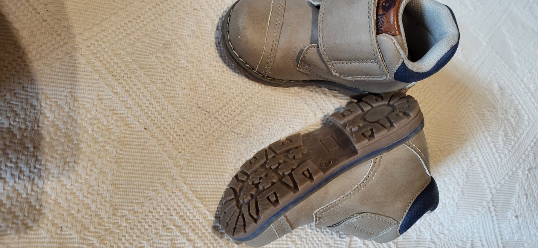 Schuhe für Jungen: Junge schuhe – Gebraucht aus Kienberg von kajat