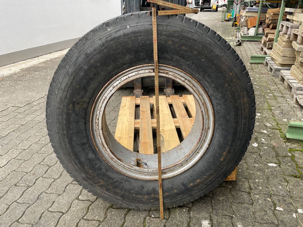 LKW Reifen Kipper Reifen | Kaufen auf Ricardo