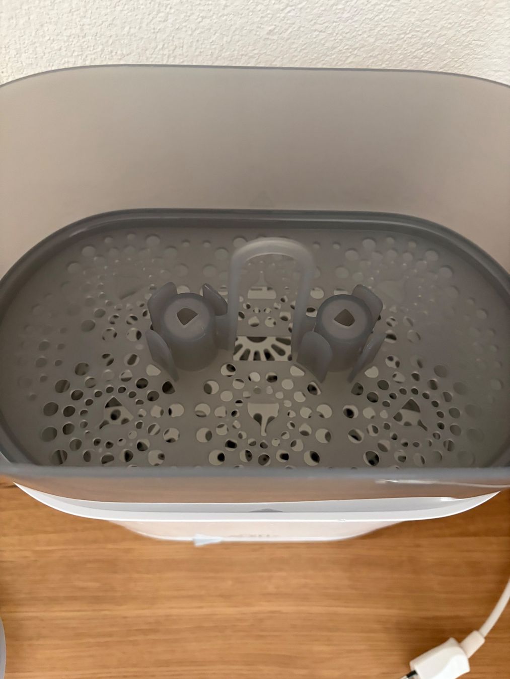 Philips Baby-Mahlzeiten: Philips Avent Sterilisator – Gebraucht aus Stäfa von lau_y5dc 1