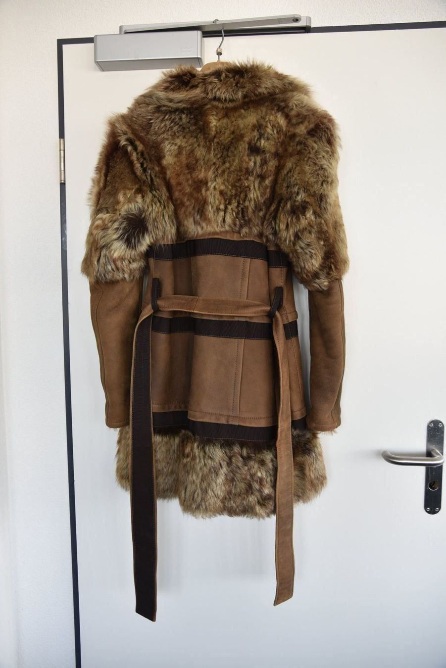 Cappotti: Antonio Berardi Shearling Coat Luxus – Usato da Oberglatt ZH venduto da Hero1512 1