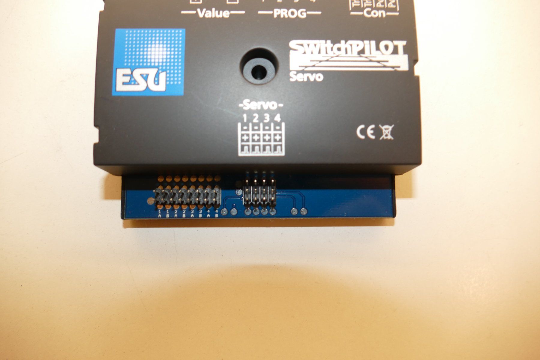 Esu Modelleisenbahnen: ESU: Switch Pilot Servo V2.0. – Gebraucht aus Niederhasli von rail-duerst 3