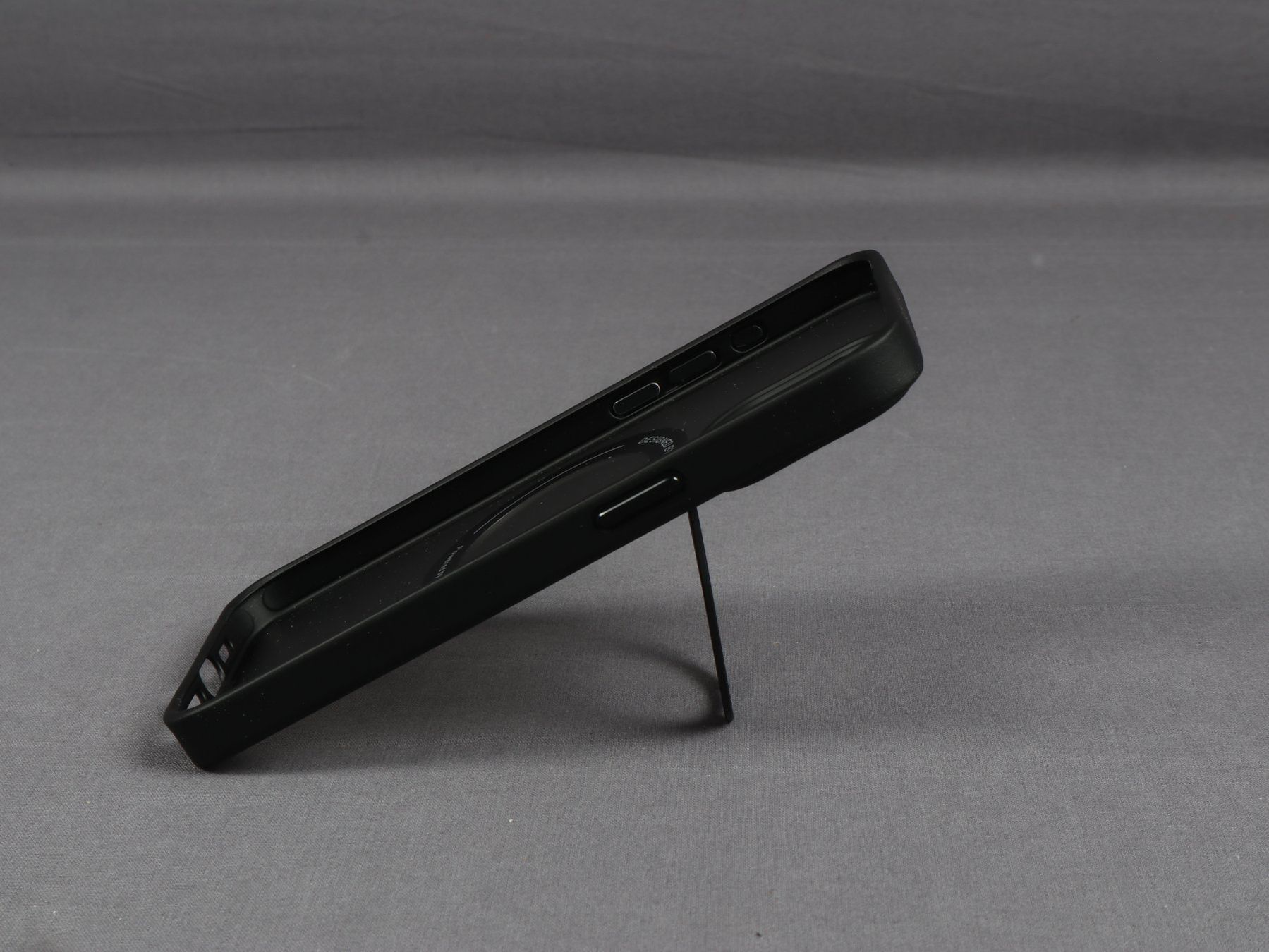 Cover & Protezioni schermo: TORRAS Ostand Pro iPhone 15 Pro Max Black – Nuovo (secondo la descrizione) da Steinen venduto da Restwert_Steinen 4