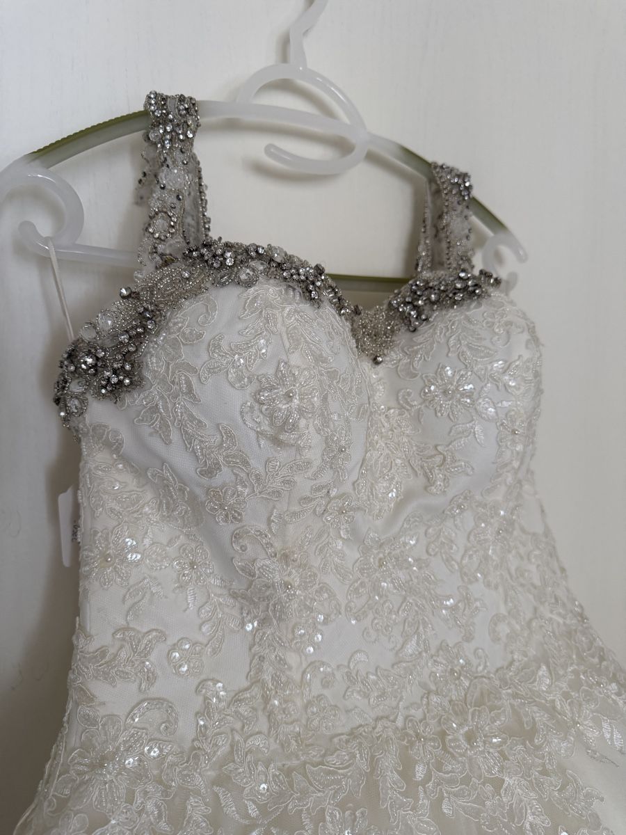 Kleider: Hochzeitskleid Grösse 40 NEU – Neu (gemäss Beschreibung) aus Schübelbach von Sambodscha