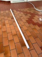 2x Kabelkanal klein 190x3.5x2 und 83x2.5x1cm