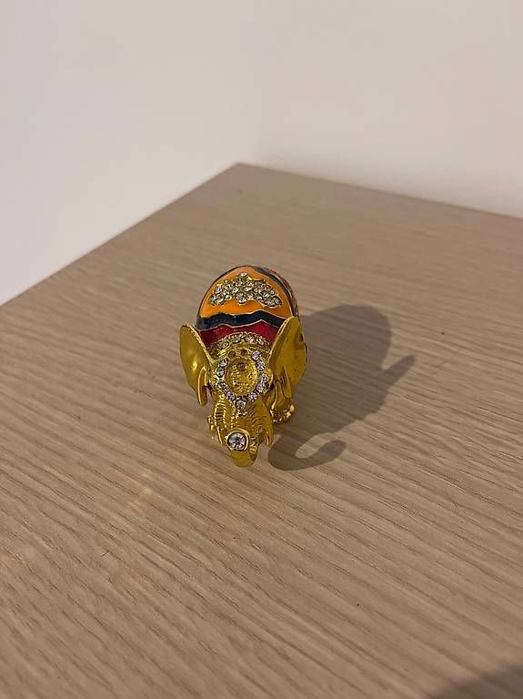 Figuren: Elefantino color oro che si apre – Gebraucht aus Davesco-Soragno von dai_925z 3