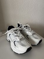 Damen Sneaker Weiss/Silber/Navy – Gr. 36/37 – Neu