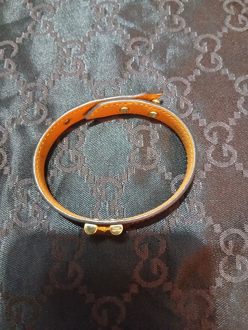 Louis Vuitton Bracelets: LOUIS VUITTON bracelet "V" – D'occasion à Le Grand-Saconnex par Rgt87 1