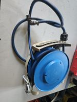 Schlauchaufroller Nederman, gut erhalten, ideal für Werkstat