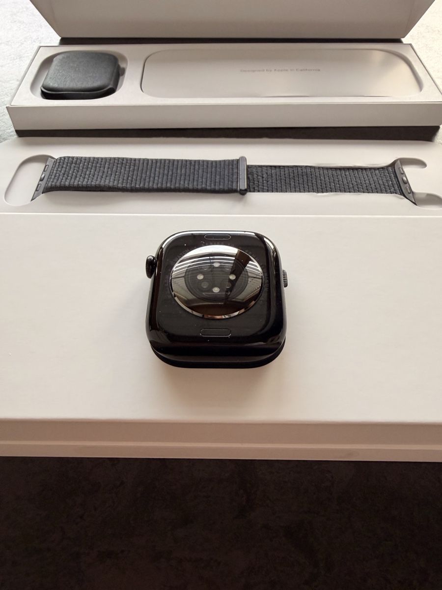 Apple Smartwatch: Apple Watch Series 10 46mm Jet Black – Nuovo (secondo la descrizione) da Weinfelden venduto da lor_ndm6 6