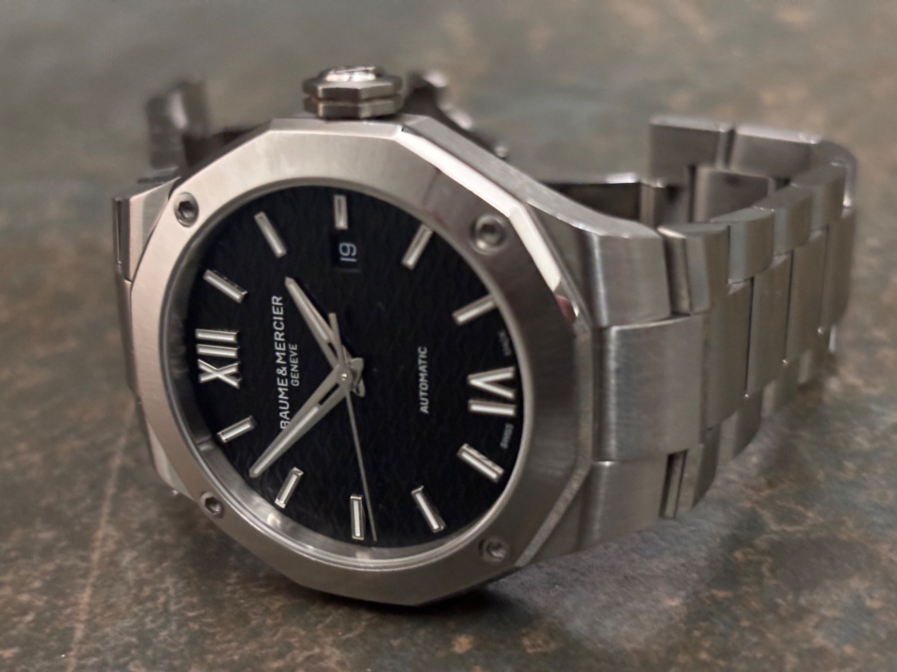 Baume & Mercier Uhren: Original Baume & Mercier Riviera Black Dial Automatic 42mm – Gebraucht aus Lengnau BE von 4ConsultingSolutions 6