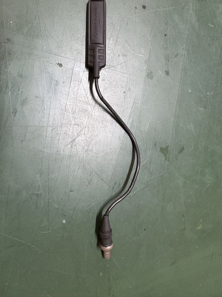 Interruttori: SureFire Remote Tape Switch ST07 Tactical Scout Schalter – Usato da Gelterkinden venduto da Waedi4