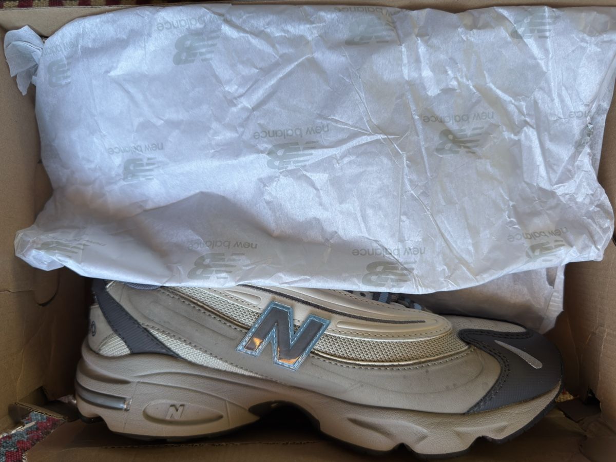 New Balance Scarpe da uomo: New Balance M1000 Dockside Sneaker, Grösse 43 – Usato da Neuendorf venduto da Bleu_primitif 6